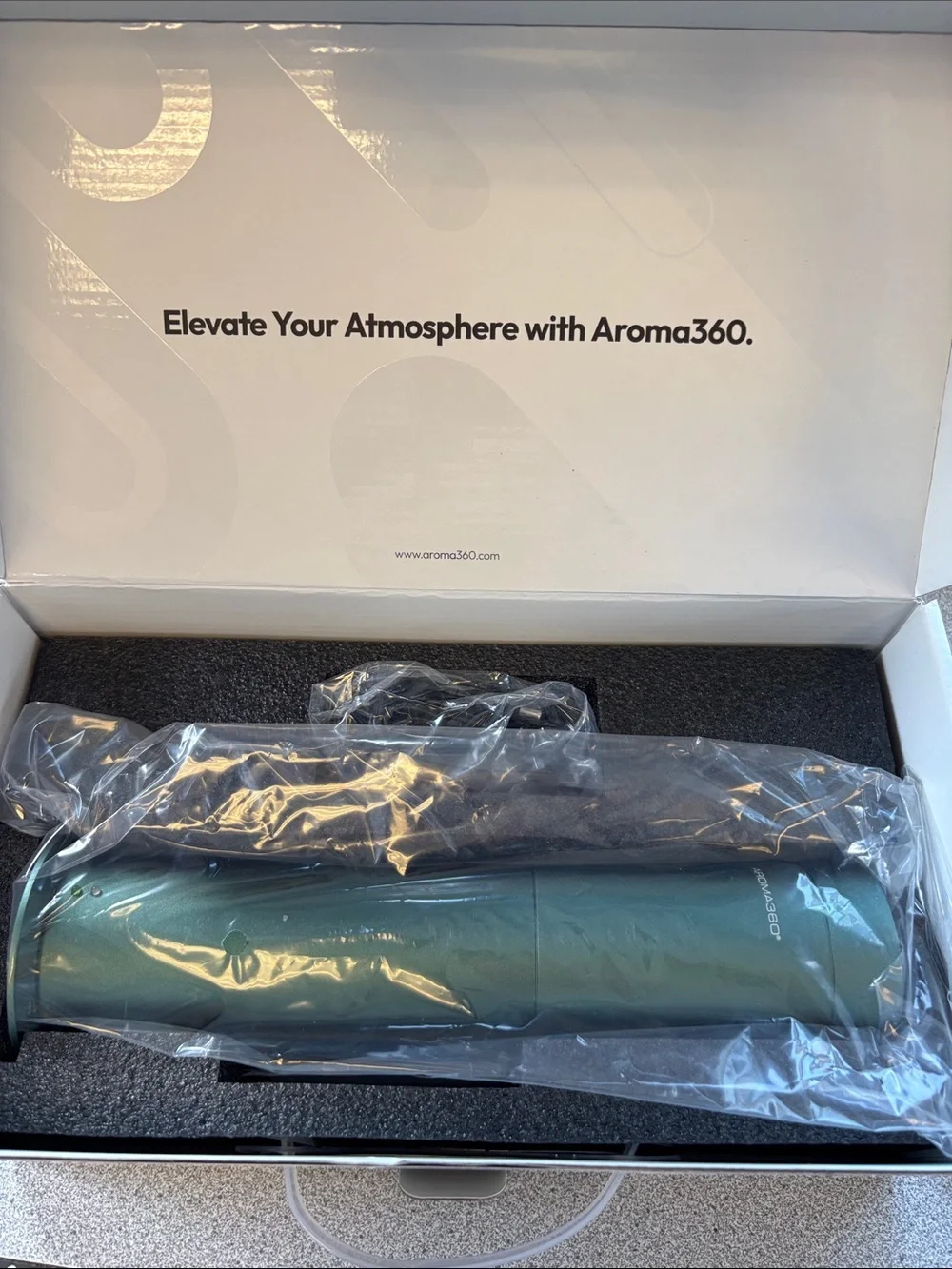 Aroma360 Mini Pro Scent Diffuser in Green - Picture 4 of 7
